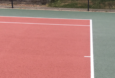 clean tennis court